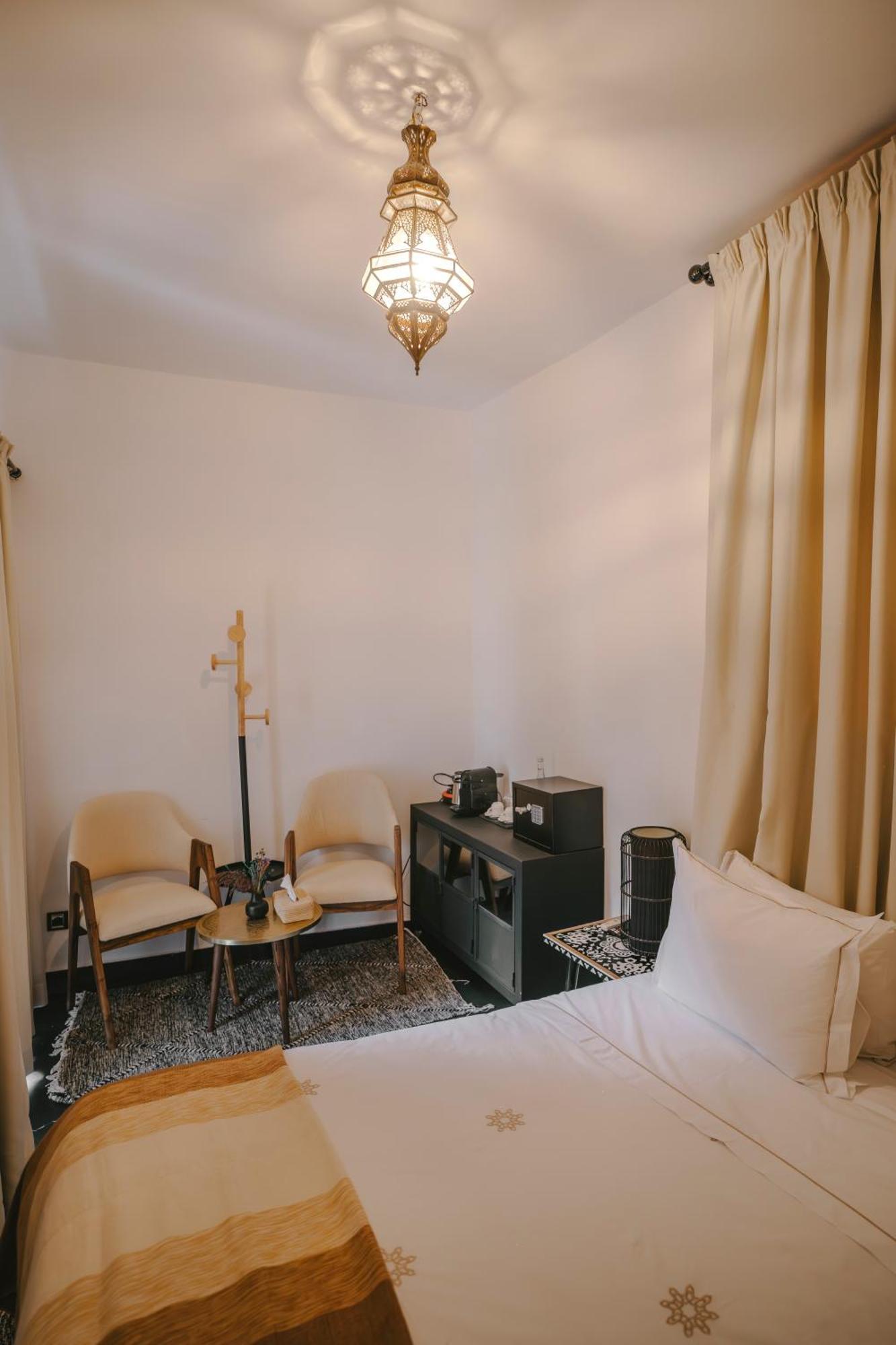 Riad Dar Bousga Marakeş Oda fotoğraf